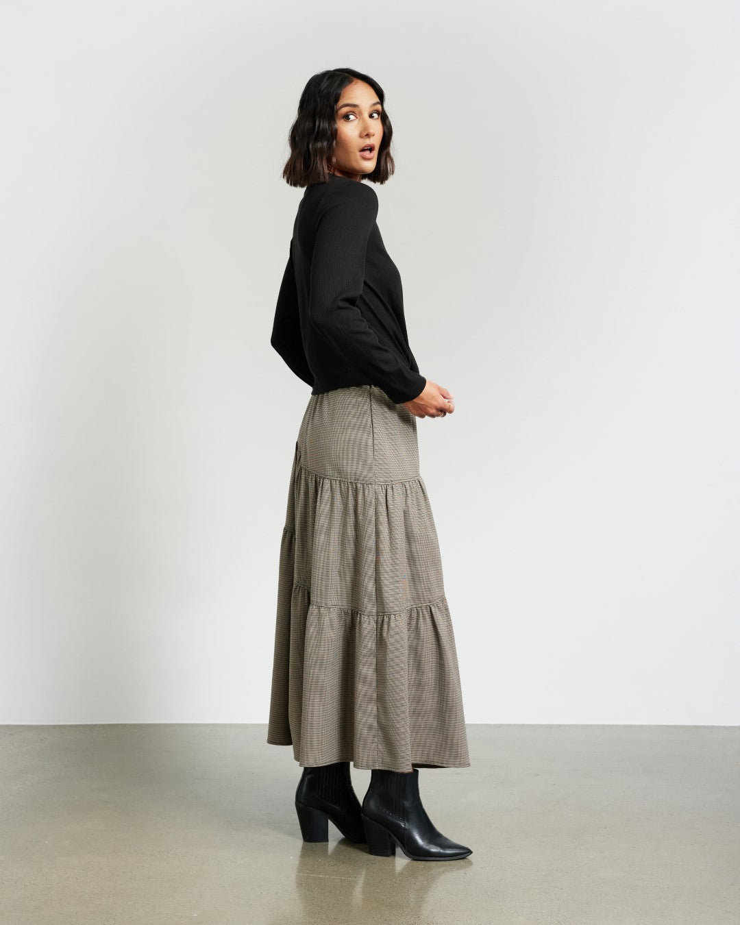 Et Alia Evie Skirt - Camel Houndstooth