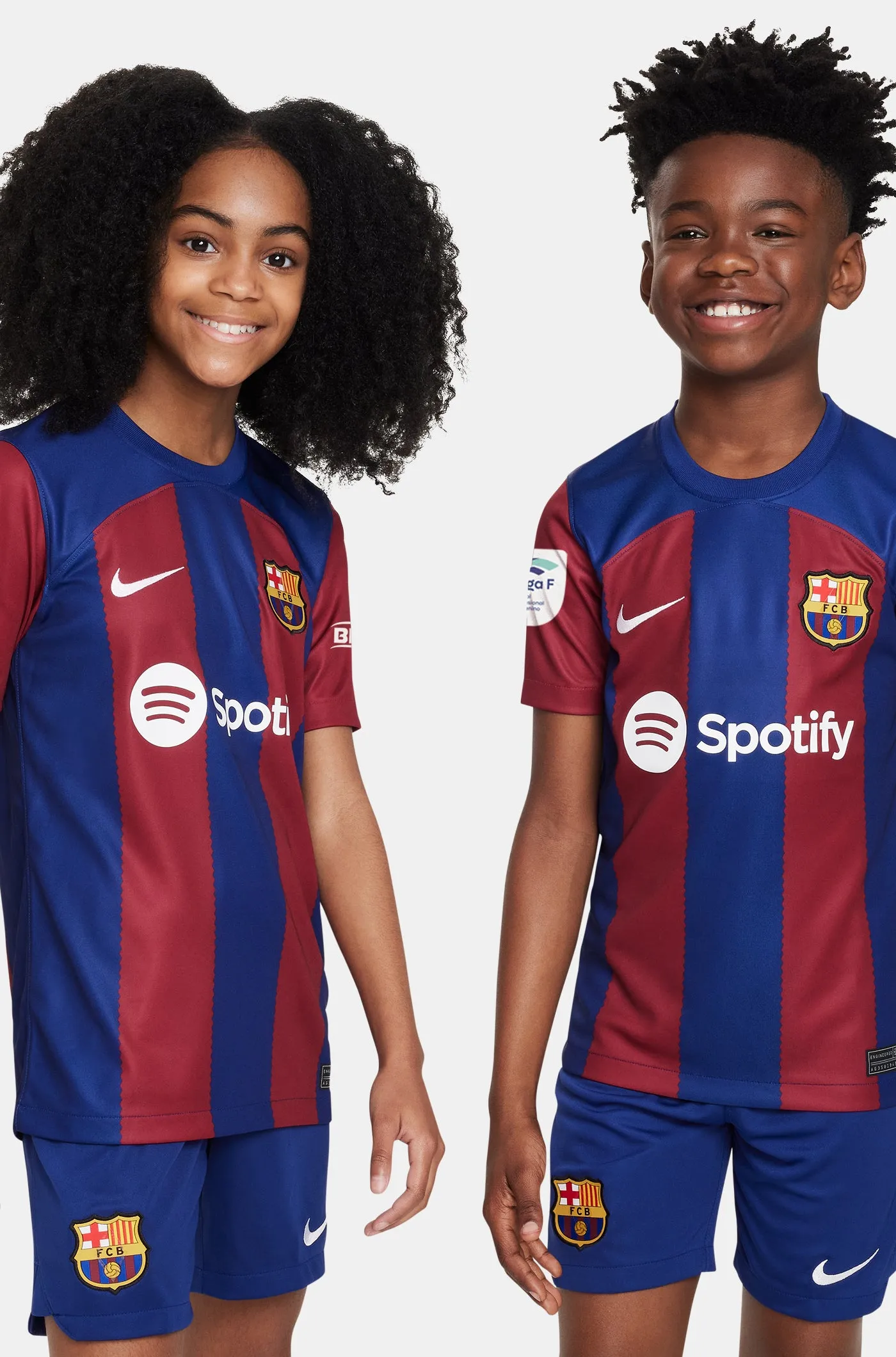 Liga F FC Barcelona home shirt 23/24 - Junior - JANA