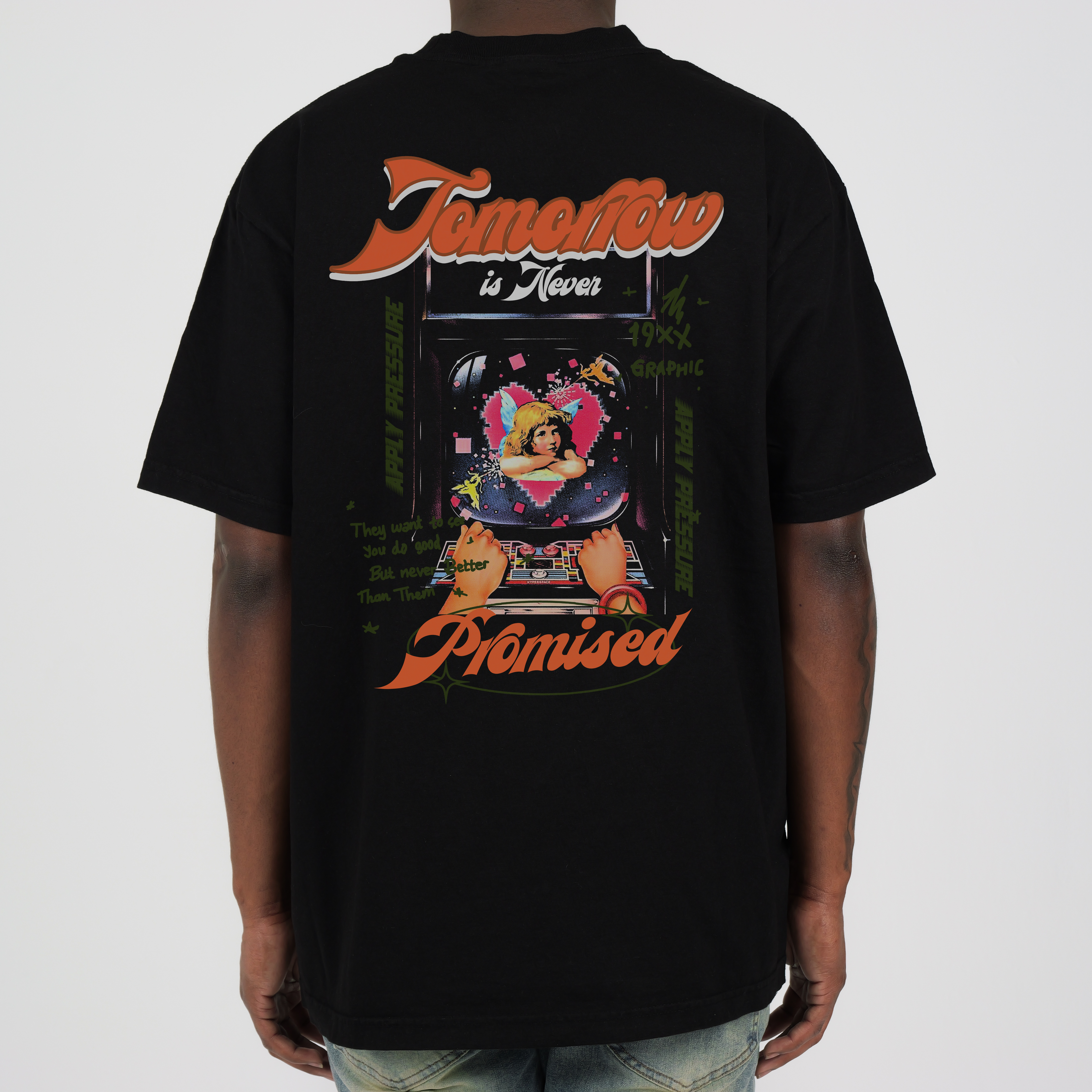 THE GAMES ON PREM TEE BLACK